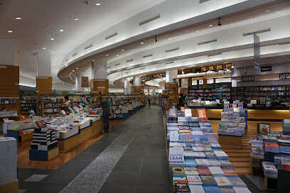 كتب كينوكونيا دبي - أبو ظبي - +971 4 434 0111