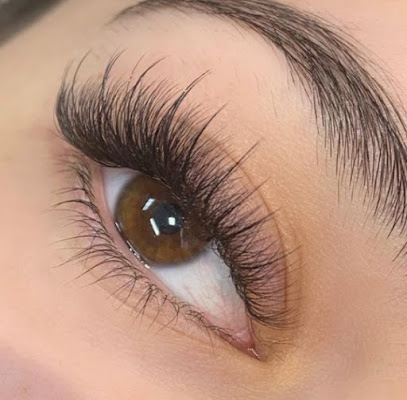 Dashes Lashes مركز تجميل داشاس لاشاس - أبو ظبي - +971 54 423 3989