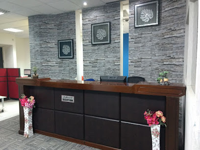 معهد رولا عجمان - أبو ظبي - +971 56 749 7576