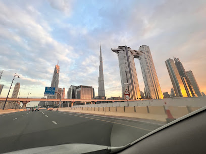 زيد الحسين ش - أبو ظبي - +971 4 329 6630