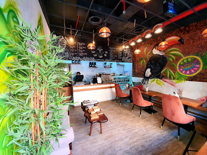 لاريسا كافيه - أبو ظبي - +971 56 665 8778