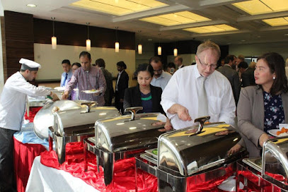 رويال تريت لخدمات التموين - أبو ظبي - +971 4 885 6709