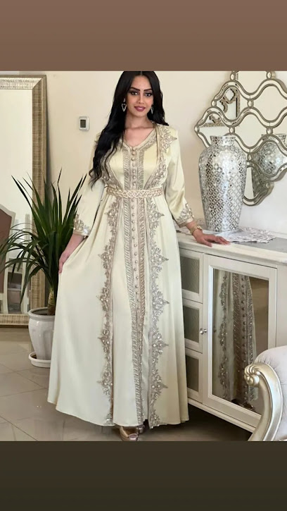 جمال الشمس (Uaefashionpassion_2045) - United Arab Emirates|Sharjah|opposite Al hisn park
