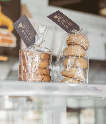 بشتخته كافيه - أبو ظبي - +971 54 444 5251