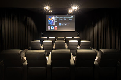 تكنولوجيا الذكاء الاصطناعي ذ - أبو ظبي - +971 2 556 9311