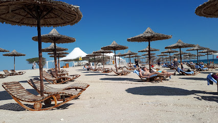 شاطئ سفينة صير بني ياس البحرية - أبو ظبي - +971 800 102030