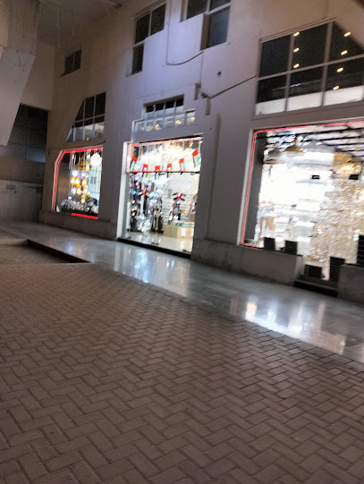 سري الدين للتجارة العين - United Arab Emirates|Industrial Area - Abu Dhabi