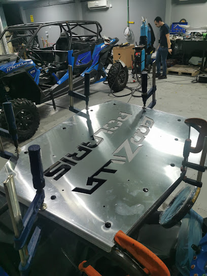 Godzilla لتصليح السيارات جودزيلا لتصليح السيارات - United Arab Emirates|Industrial Area - Leetag - Abu Dhabi