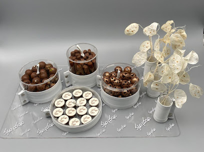 مولتن شوكليت - أبو ظبي - +971 6 744 4467