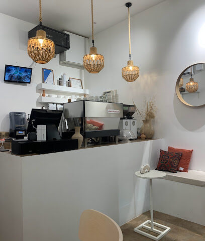 تسعة مقاهي - أبو ظبي - +971 50 998 6859