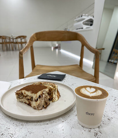 هناك مقهى - أبو ظبي - +971 3 753 1513