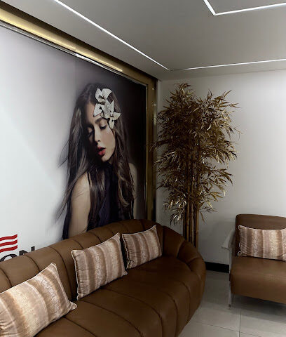 صالون الشعر الفني - أبو ظبي - +971 2 444 6876