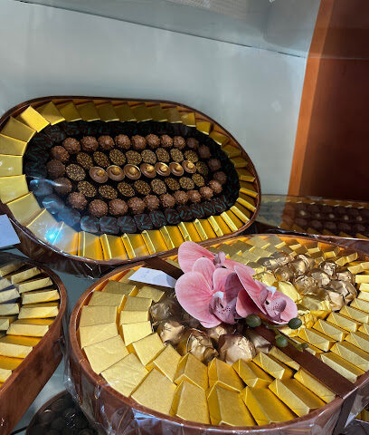 شوكولاتة كرز - أبو ظبي - +971 4 333 3570