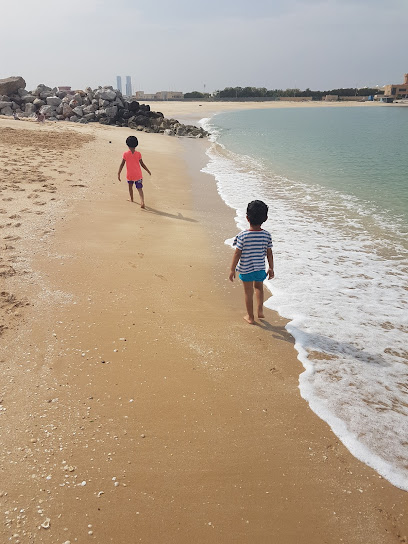 شاطئ رأس الخيمة العام - United Arab Emirates|Dafan Al Maireed - Ras al Khaimah|RXC7+W34