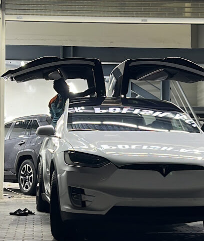 سوبر بوليش للسيارة - أبو ظبي - +971 6 747 5055