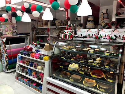 لو جراند كيك اند فلاورز - أبو ظبي - +971 2 556 3363