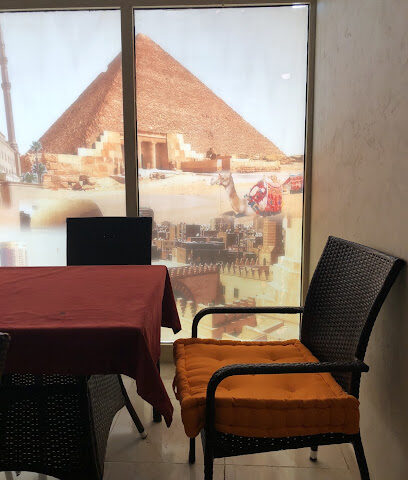 مقهى القاهرة - أبو ظبي -