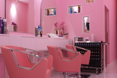 مركز هاوس اوف روزادا للتجميل - أبو ظبي - +971 50 523 9652