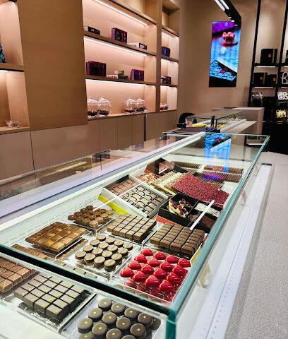 باتشي سيتي سنتر الزاهية - أبو ظبي - +971 6 536 6924