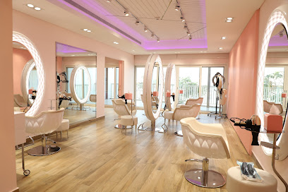 صالون بوتيك بيرلا روزا - أبو ظبي - +971 54 794 3535