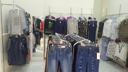 فاشنيستا للملابس الجاهزة العين - أبو ظبي - +971 52 225 6902