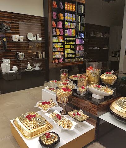 باتشي مول الامارات - أبو ظبي - +971 4 341 1117