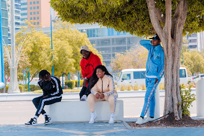 ارتداء xhibite - أبو ظبي - +971 52 787 6352