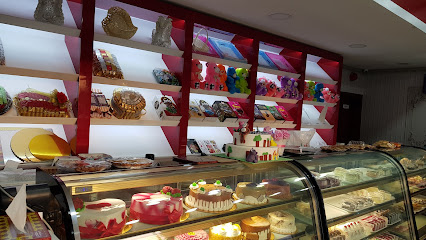 مخبز لافيياستا LA FIESTA BAKERY - أبو ظبي - +971 55 317 4566