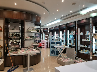 باتشي ذ - أبو ظبي - +971 4 269 0426