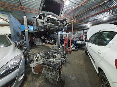 حمادي بن احمد للسيارات. صيانة. - أبو ظبي - +971 50 588 2245