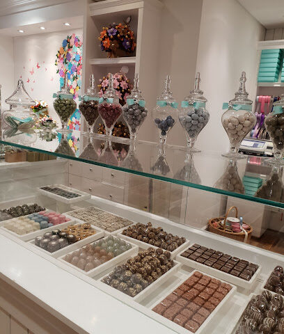 تشوكوبلومز - أبو ظبي - +971 2 622 7771