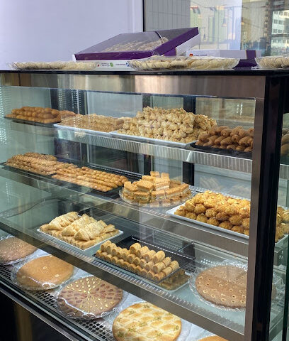 فرع مخبز هليوبوليس فرع - أبو ظبي - +971 2 584 3862