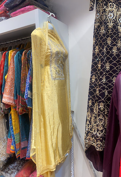 تداول القصة القديمة - United Arab Emirates|Dubai|Meena Bazaar Burdubai Cosmos Lane Next To Sampat Jewllers