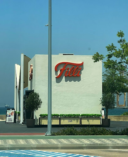 مقهى FiLLi - United Arab Emirates|Sharjah|Beach - Corniche st Khorfakkan