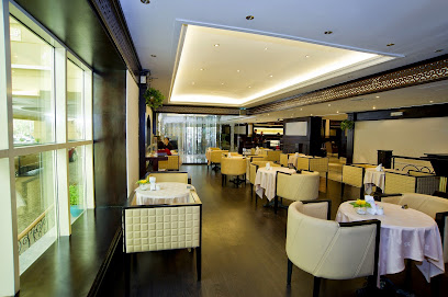 كافيه دي كريك - أبو ظبي - +971 4 222 7111