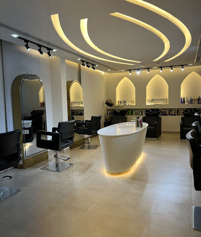Lavellebeautylounge - أبو ظبي - +971 3 765 7000