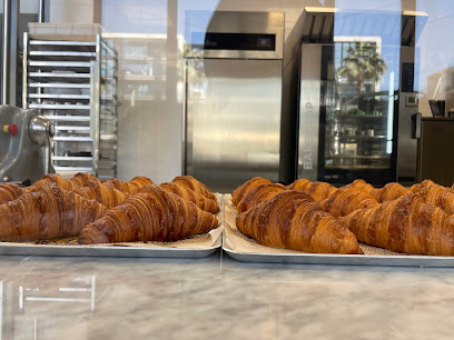 شركة المعجنات الفقاعية كرواسون - أبو ظبي - +971 54 998 4434