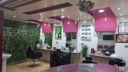 صالون الرونق للسيدات صالون الرونق - أبو ظبي - +971 50 572 6993